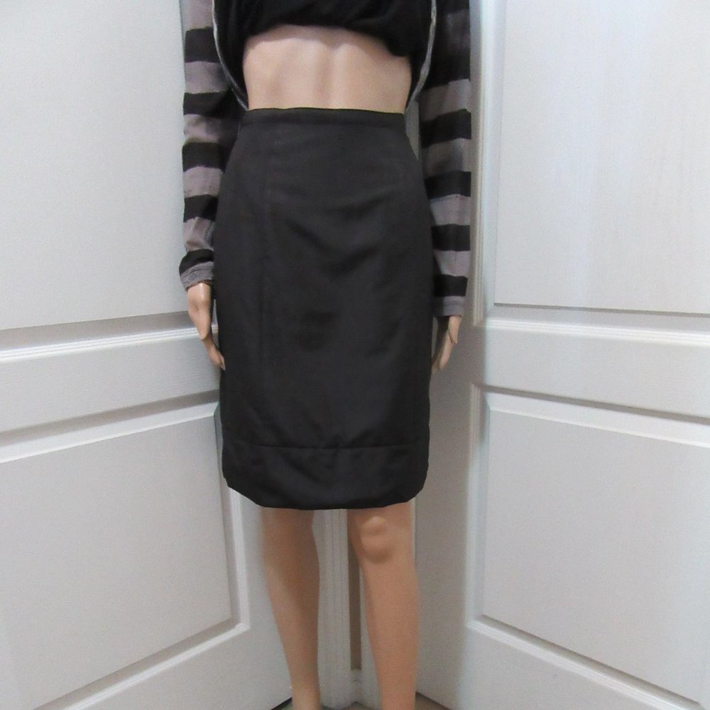 Skirt Lightly quilt for warmth guessing size Small